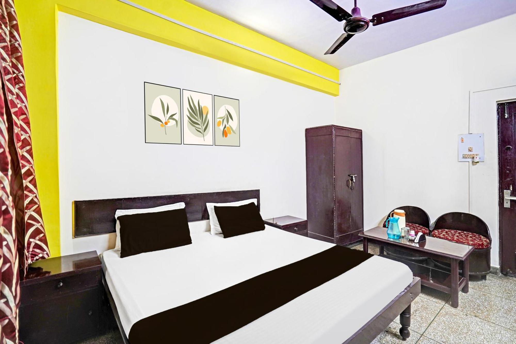 Hotel O Raj Mahal Kanpur Bagian luar foto