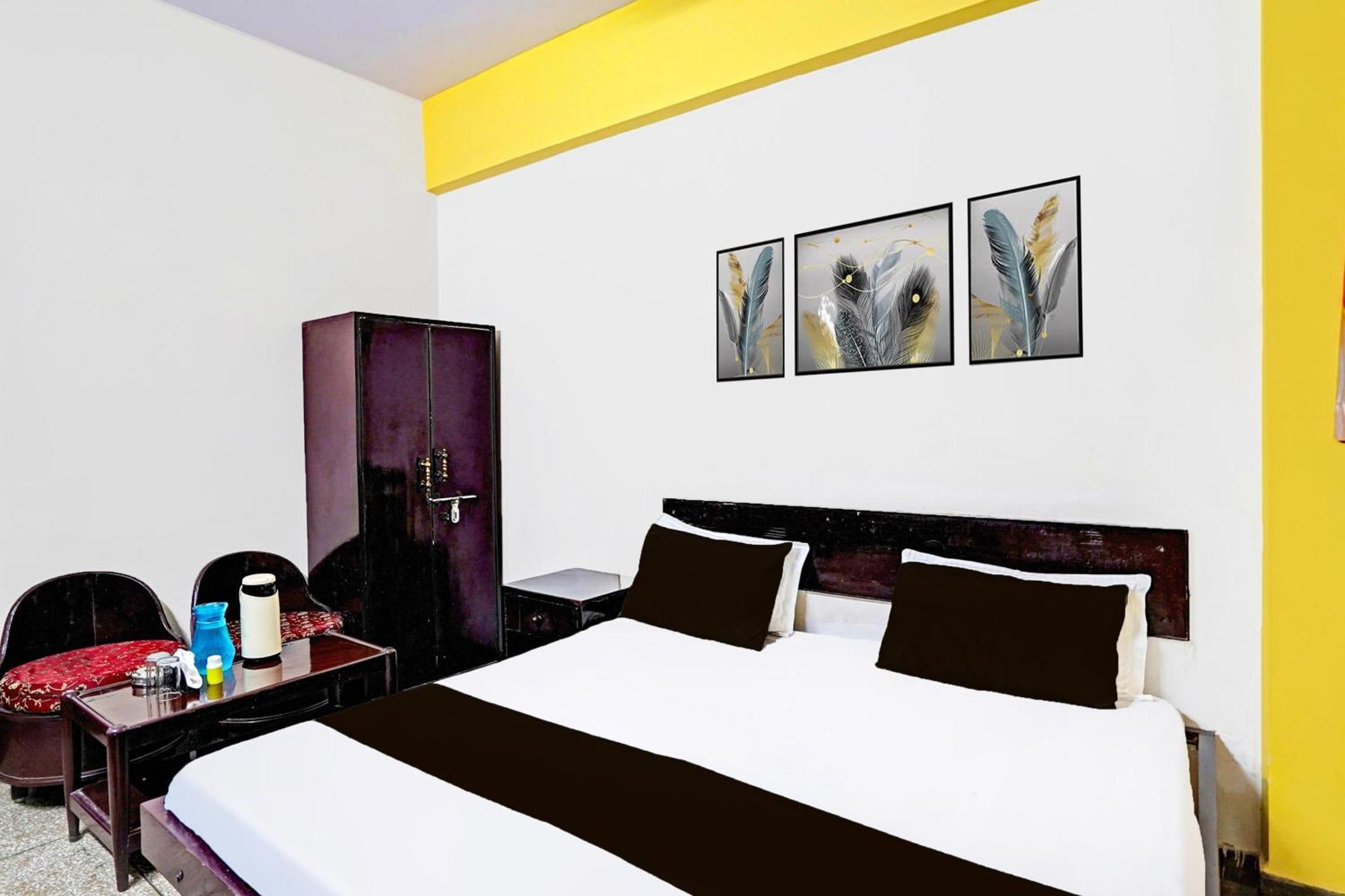 Hotel O Raj Mahal Kanpur Bagian luar foto