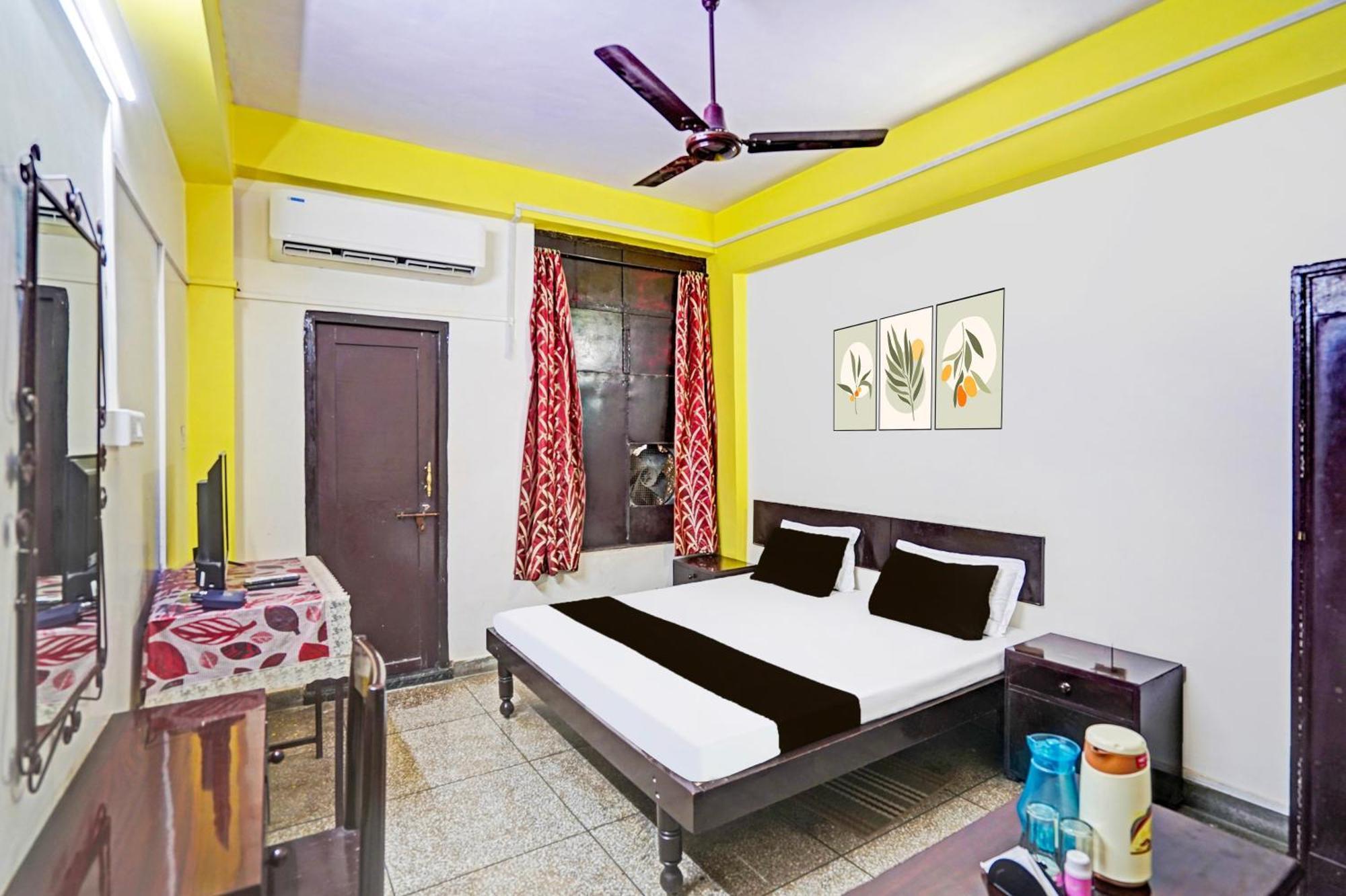 Hotel O Raj Mahal Kanpur Bagian luar foto