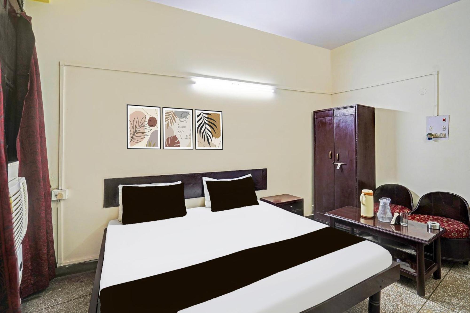 Hotel O Raj Mahal Kanpur Bagian luar foto